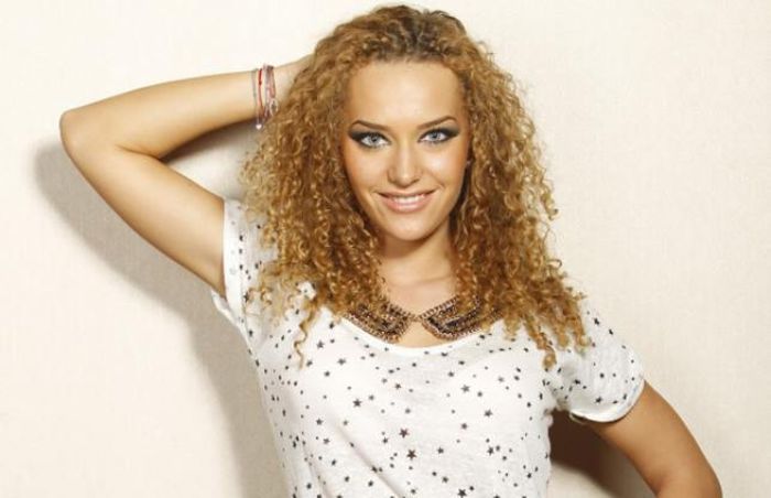 600250_388882861230090_1924296722_n