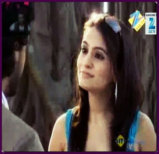 14 - ANEESHA KAPOOR 3