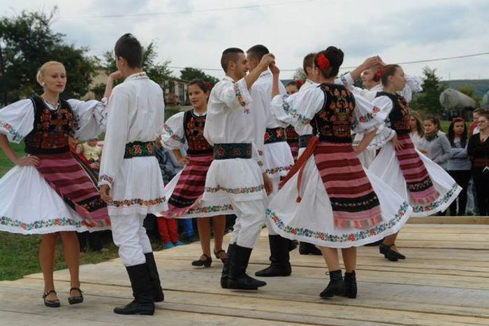 1379326_661506123874488_1252608066_n