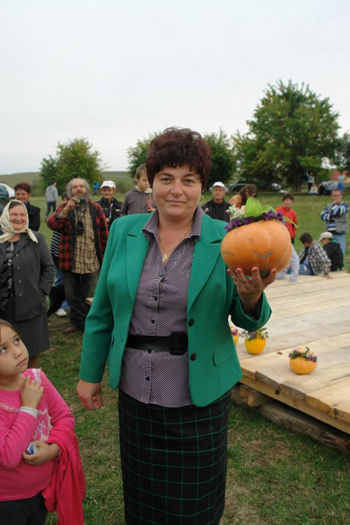 1379652_661515950540172_1928779048_n