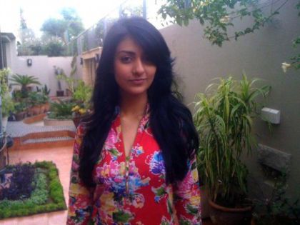 Sara Khan Latest Pictures Gallery 2013-18