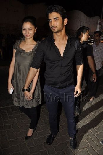 Ankita-Lokhande-with-Sushant-Singh-Rajput-at-Sanjay-Leela-Bhansalis-Birthday-party-1