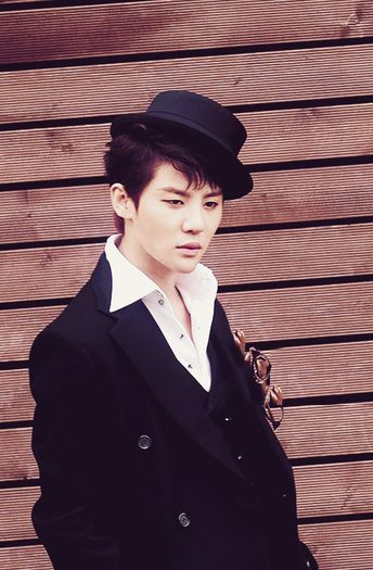 tumblr_mau15oxYBy1ryt87co1_r1_500