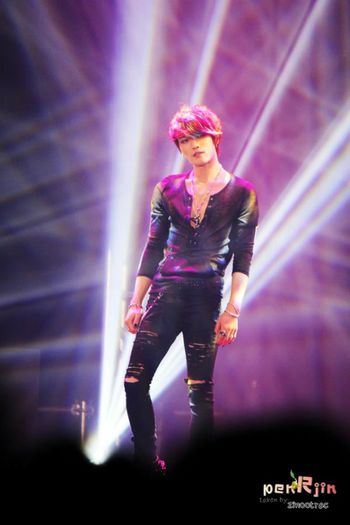 62579_340736172697456_573946121_n