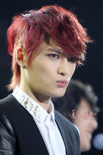 65517_351161394988267_1416939244_n