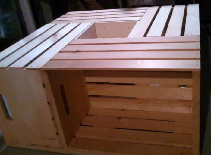 Wine-Crate-Coffee-Table-1 - ale Danei