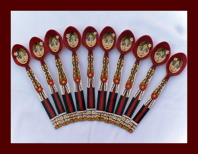 SDC15869 - LINGURI DE LEMN PICTATE MANUAL - tel 0771503314