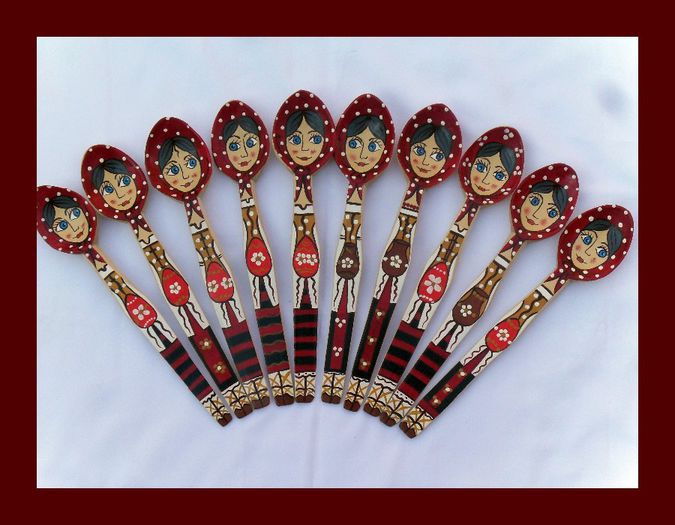 SDC15898 - LINGURI DE LEMN PICTATE MANUAL - tel 0771503314