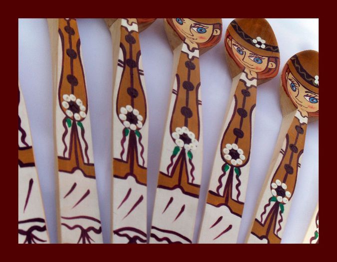 SDC15921 - LINGURI DE LEMN PICTATE MANUAL - tel 0771503314