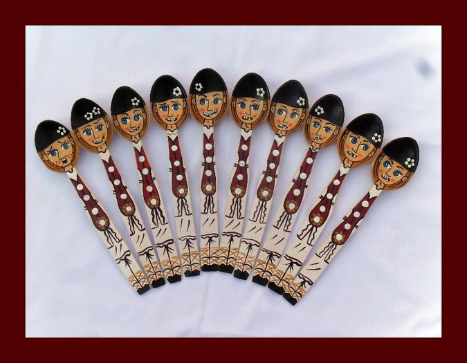 SDC15922 - LINGURI DE LEMN PICTATE MANUAL - tel 0771503314