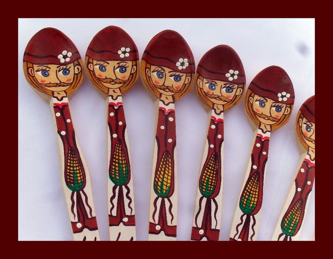 SDC15943 - LINGURI DE LEMN PICTATE MANUAL - tel 0771503314