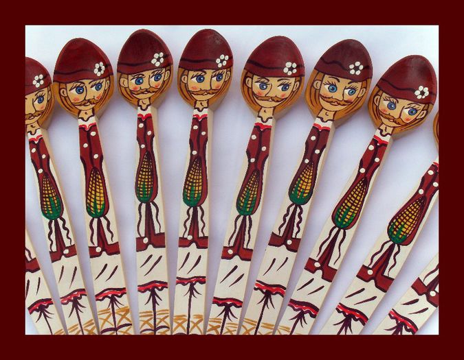 SDC15944 - LINGURI DE LEMN PICTATE MANUAL - tel 0771503314