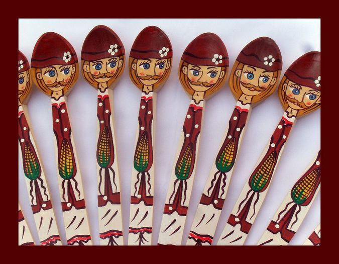 SDC15946 - LINGURI DE LEMN PICTATE MANUAL - tel 0771503314