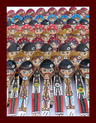 SDC15987 - LINGURI DE LEMN PICTATE MANUAL - tel 0771503314