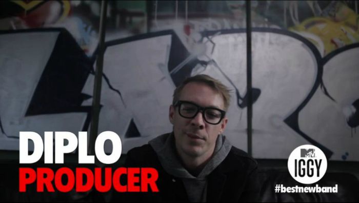 2ne1-CL-and-diplo-20111109