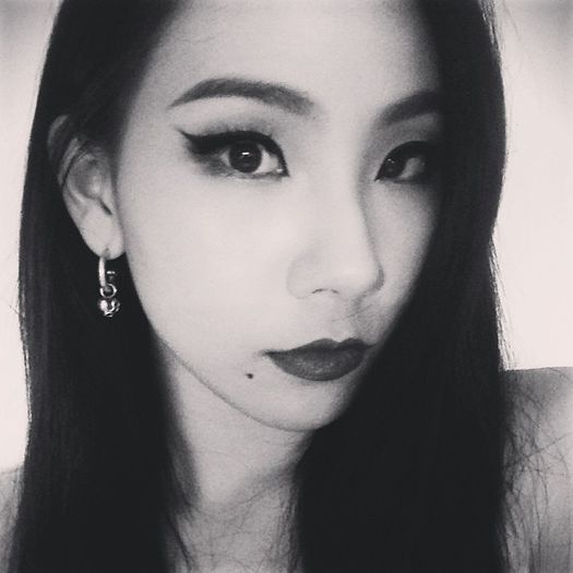 131023-CL-Instagram-Blackand-white