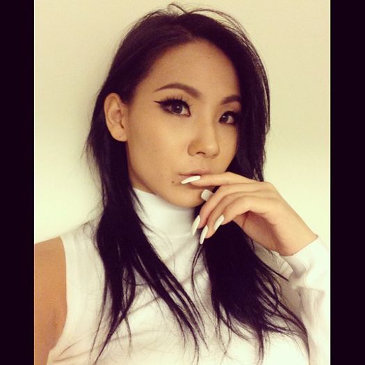 cl-instagram-131024