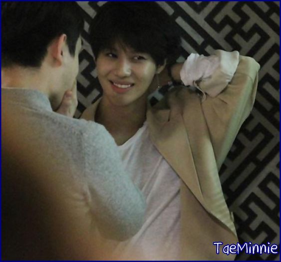 x. Melodie schimbata pa sistem. :"> *schimba melodia* Naa baa,like e g6. :>. - l _ Mouse Rabbit _ l