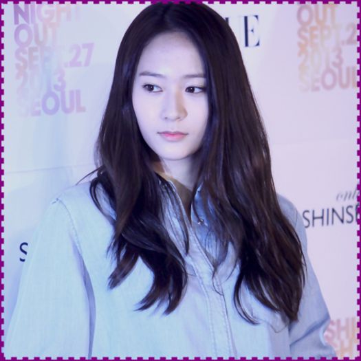 |< Hehee,mersii pt compliment. ^^ Oppa,daca pleaca ei..nu plecam si noi? :-? :)).