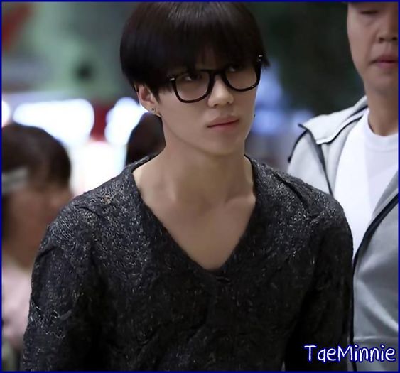 x. :| :))=)) *o ciufuleste;se aseaza la loc;bea*. - l _ Mouse Rabbit _ l