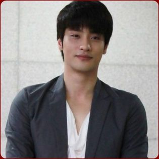 8| Ce? :| - l _ Mouse Rabbit _ l