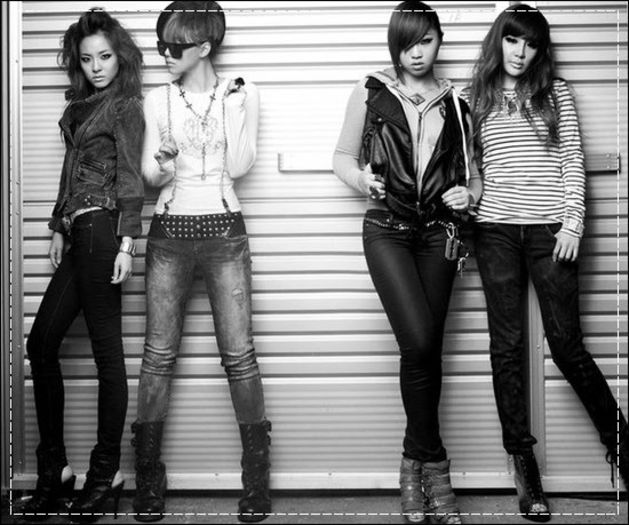 2NE1 <3