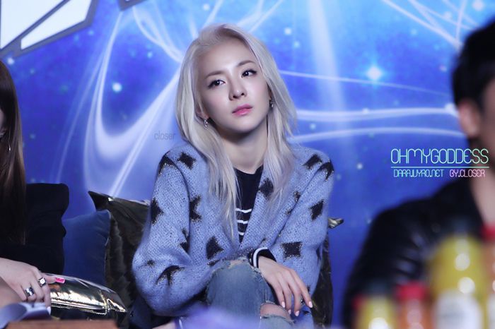 YG-Family-2ne1-winner-dara