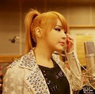 2ne1 cry10