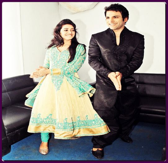 5 - Asha Negi 4