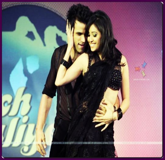 41 - Asha Negi 4