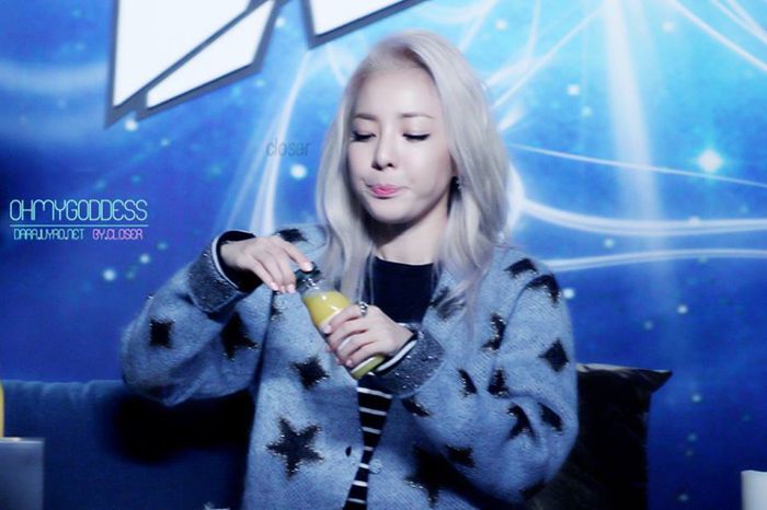 2ne1 funny