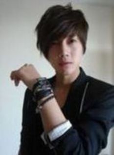 1.Kim hyun joong