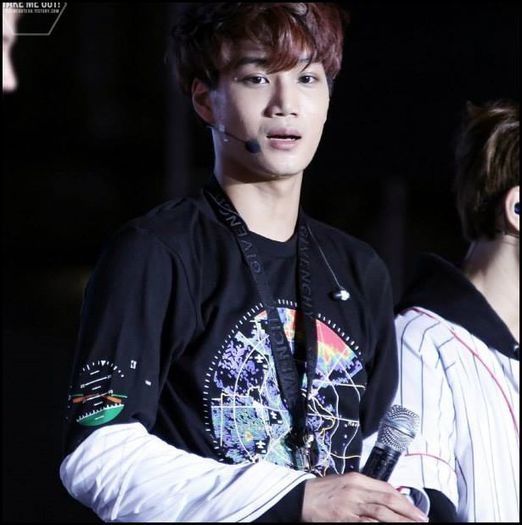 JI|. [intra cu Hye; tinand-o de brat; cantand amandoi :o3] Frumoaso, frumoaso. :>
