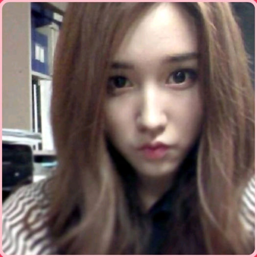 [] .. :-s ..Mm.. chiar daca ai suna`o ..pana ajunge e posibil sa plec.. mai face si drum.. :-s