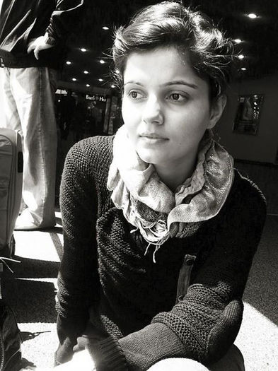 931335_536032626438904_1756929672_n - Rubina Dilaik poze noi