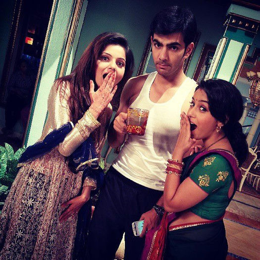 946048_553061591402674_443998576_n