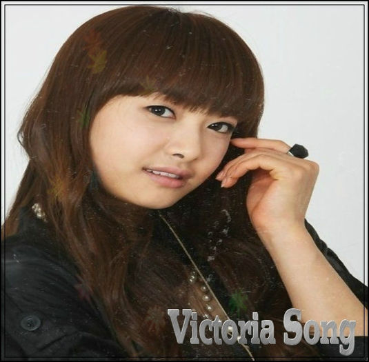 ◘ . Day 44 - 29.1O.2O13 - l - o - l 5o Days with Victoria Song