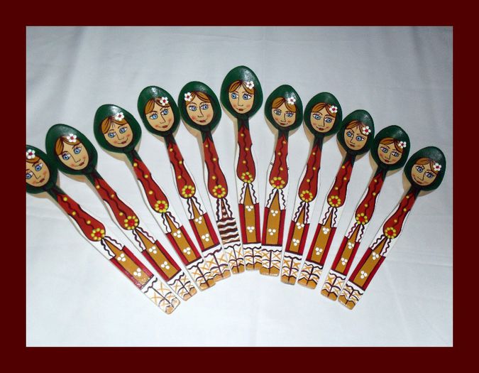 SDC16093 - LINGURI DE LEMN PICTATE MANUAL - tel 0771503314