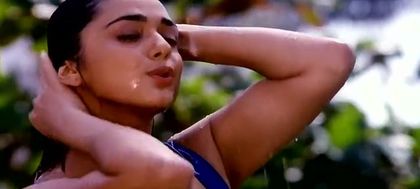 Aaa, de-aia m-ai bagat cu capul la fund. ;-j Tu ce cauti femeie aici?