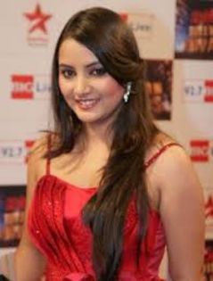 images (25) - nidhi uttam