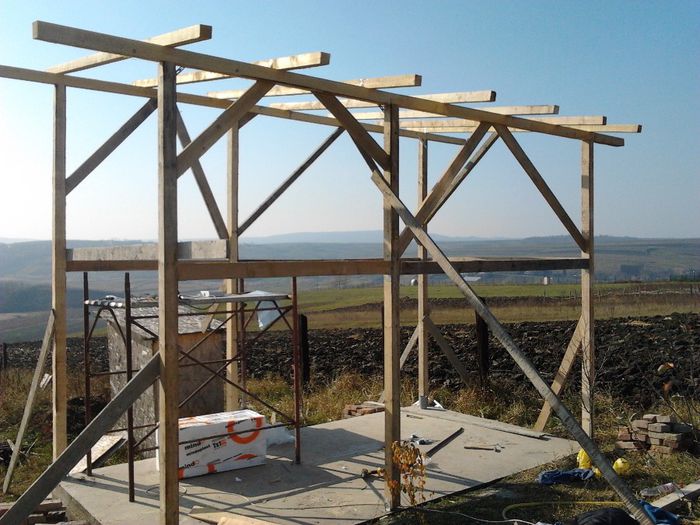 inaltime 4,2 metri pentru a folosi podul