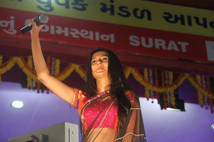 1381629_518799058212756_1584851342_n - Jennifer Singh Grover