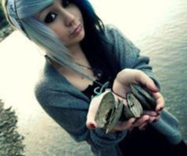 475567y54 - xo_Verena Schizophrenia_xo