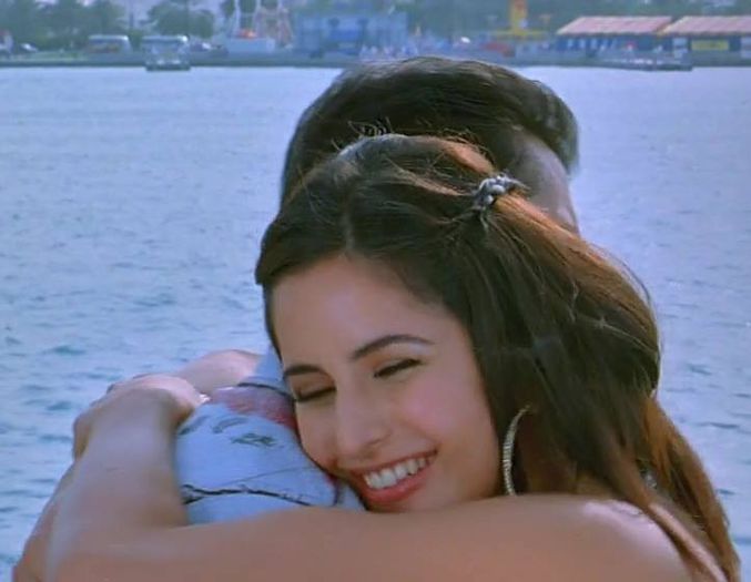 E ; Mersi Salman, te iubesc <3.