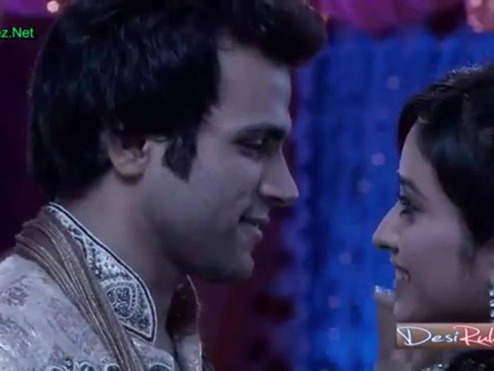 110 - Asha Negi 4