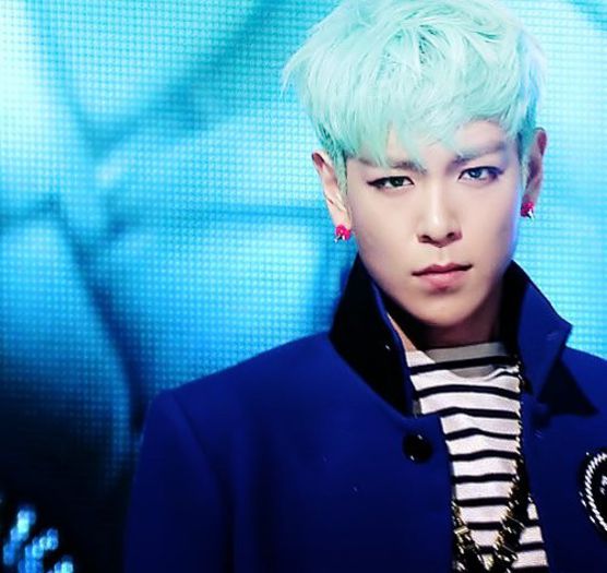  - Happy birthday TOP