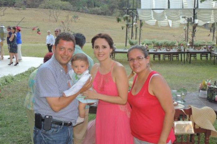 486781_338347489625863_1330309840_n