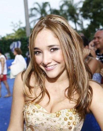 156567_363125033723875_1577183874_n