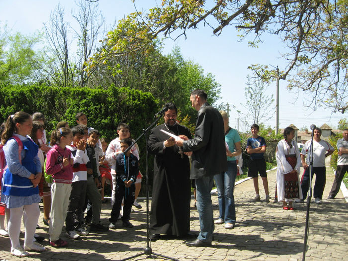 se dau premii de  catre reprez. culturali de la Giurgiu