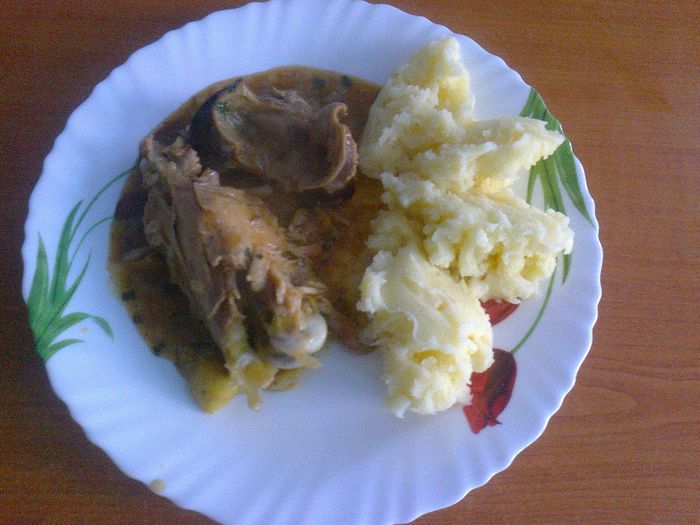 Tocanita de pui si cartofi pireu - Culinar 1